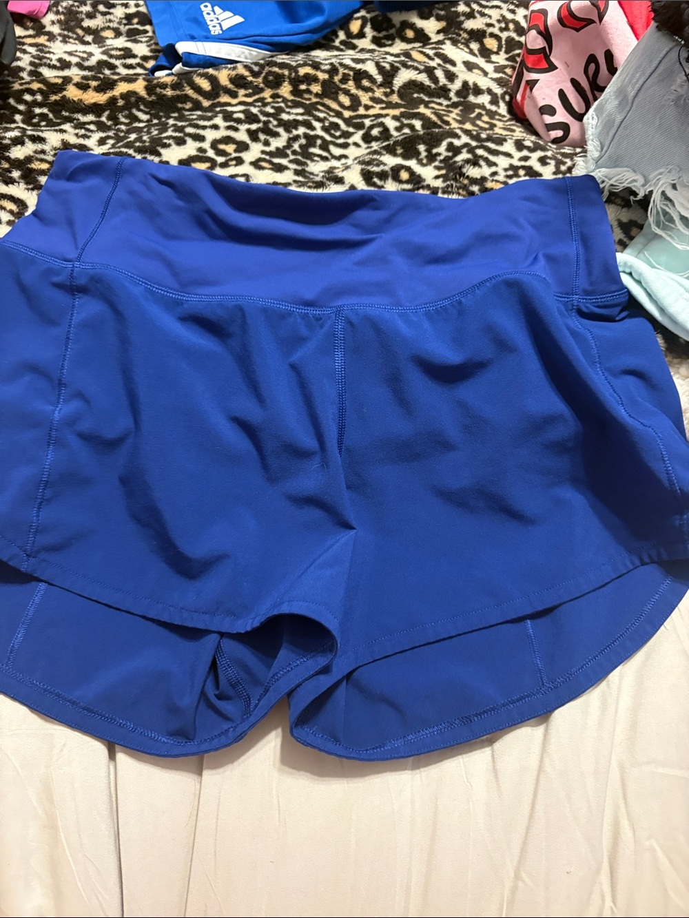 Blue LuluLemon Speed Ups no liner 2.5 inch HR